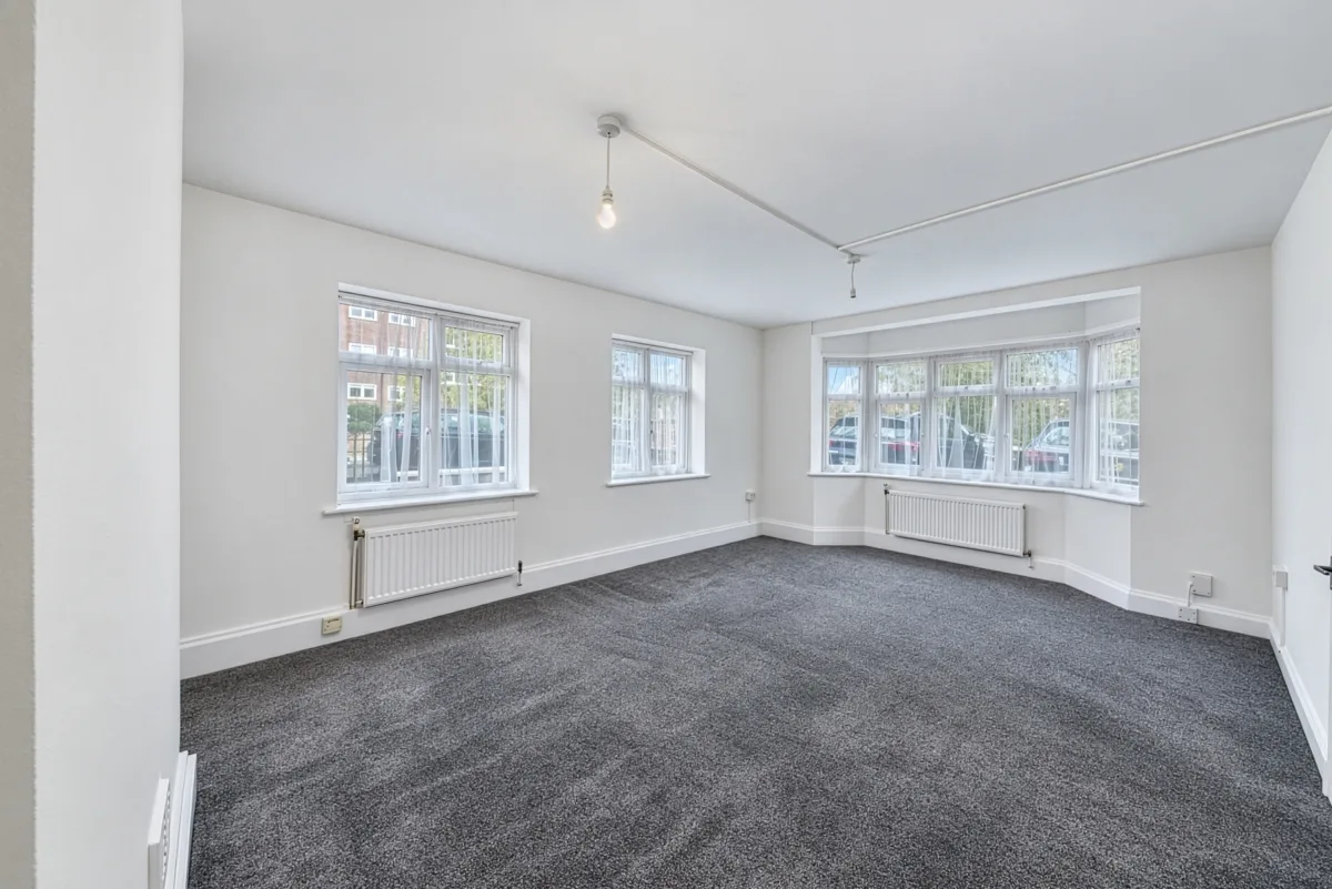 Flat Richmond Hill Court in Greater London