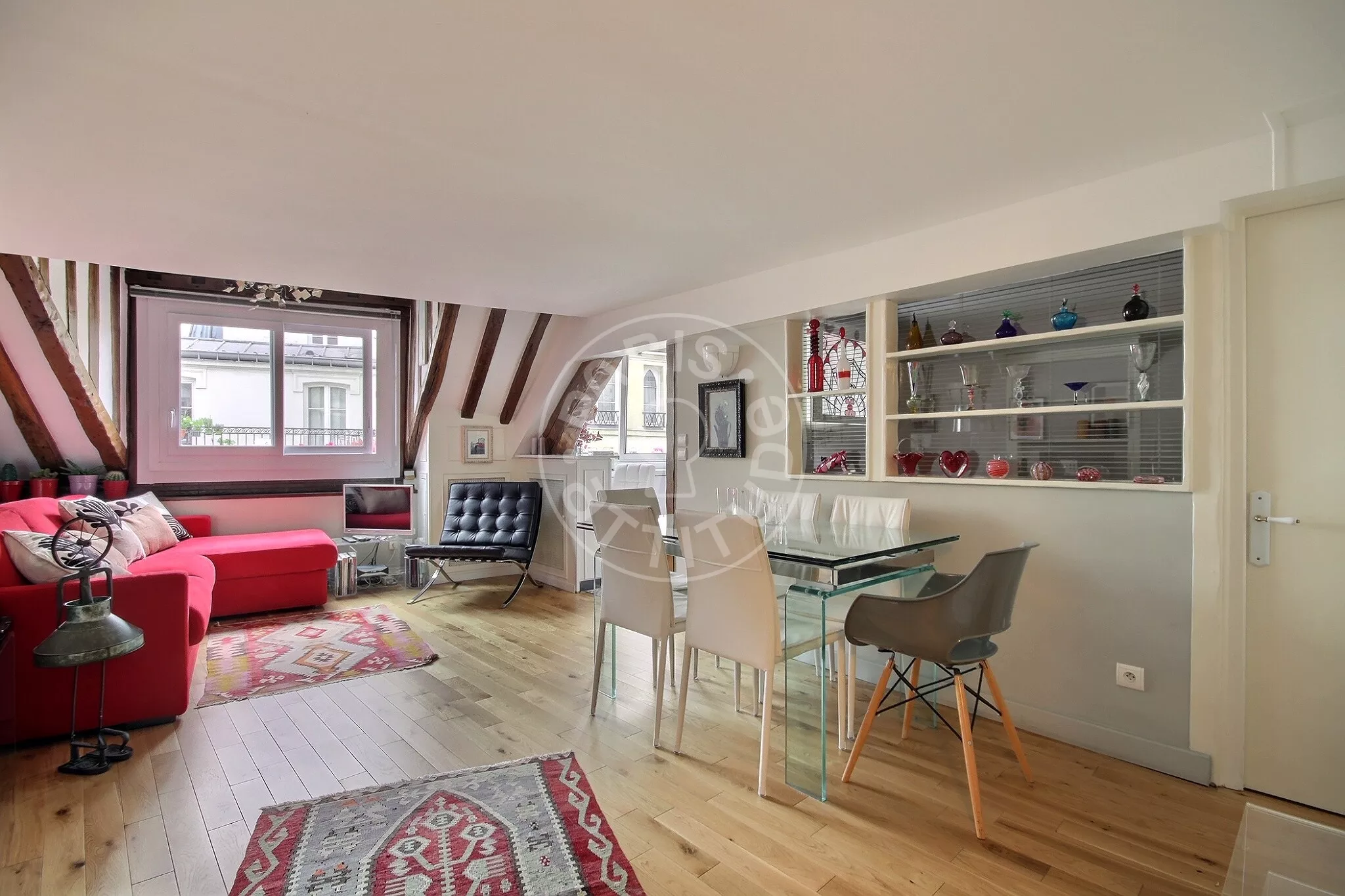 Appartement Rue Jean-Jacques Rousseau à Paris