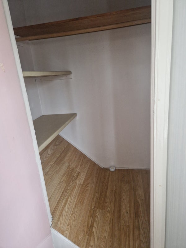 House Fitchet Close in Crawley