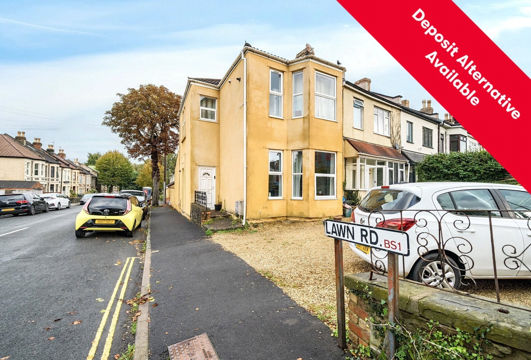 Flat Downend Road in Bristol