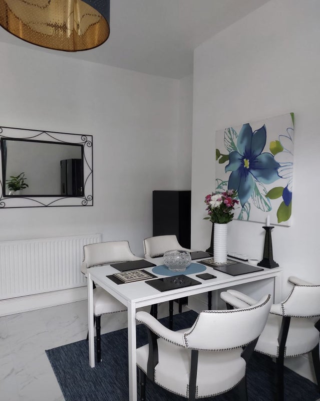 Room Sandheys Grove in Crosby