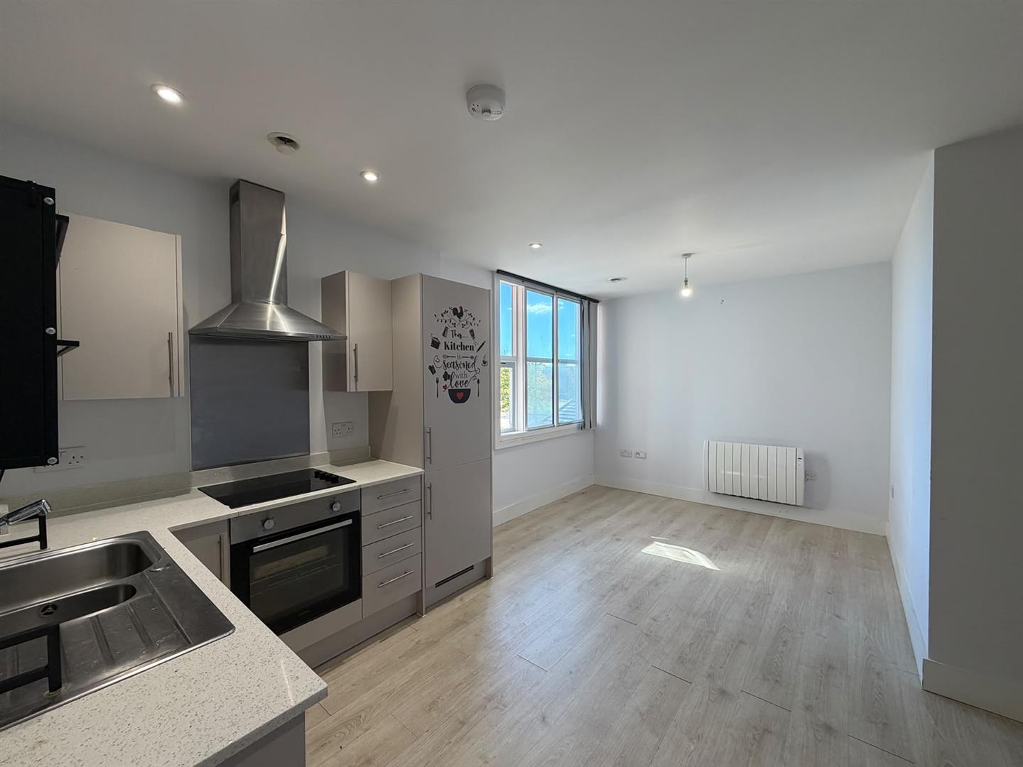 Flat Nobel Drive in Greater London