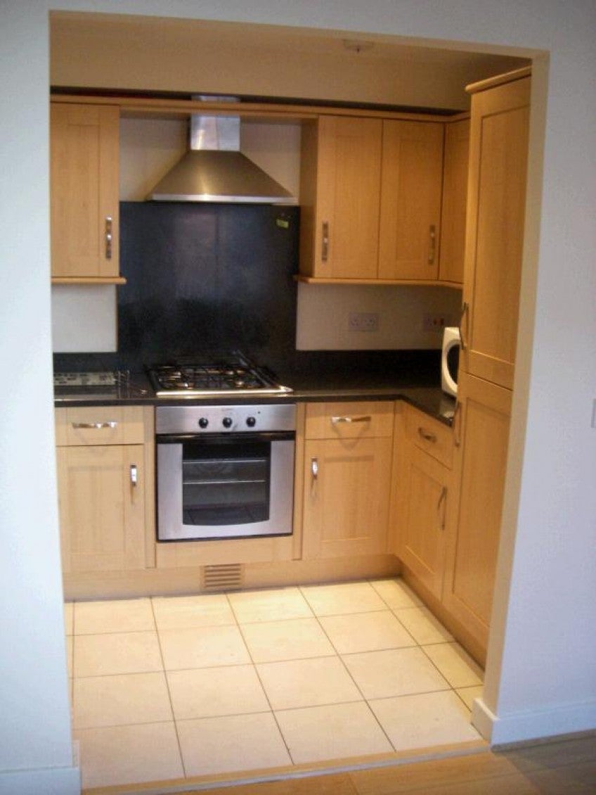 Flat Wynnstay Grove in Manchester