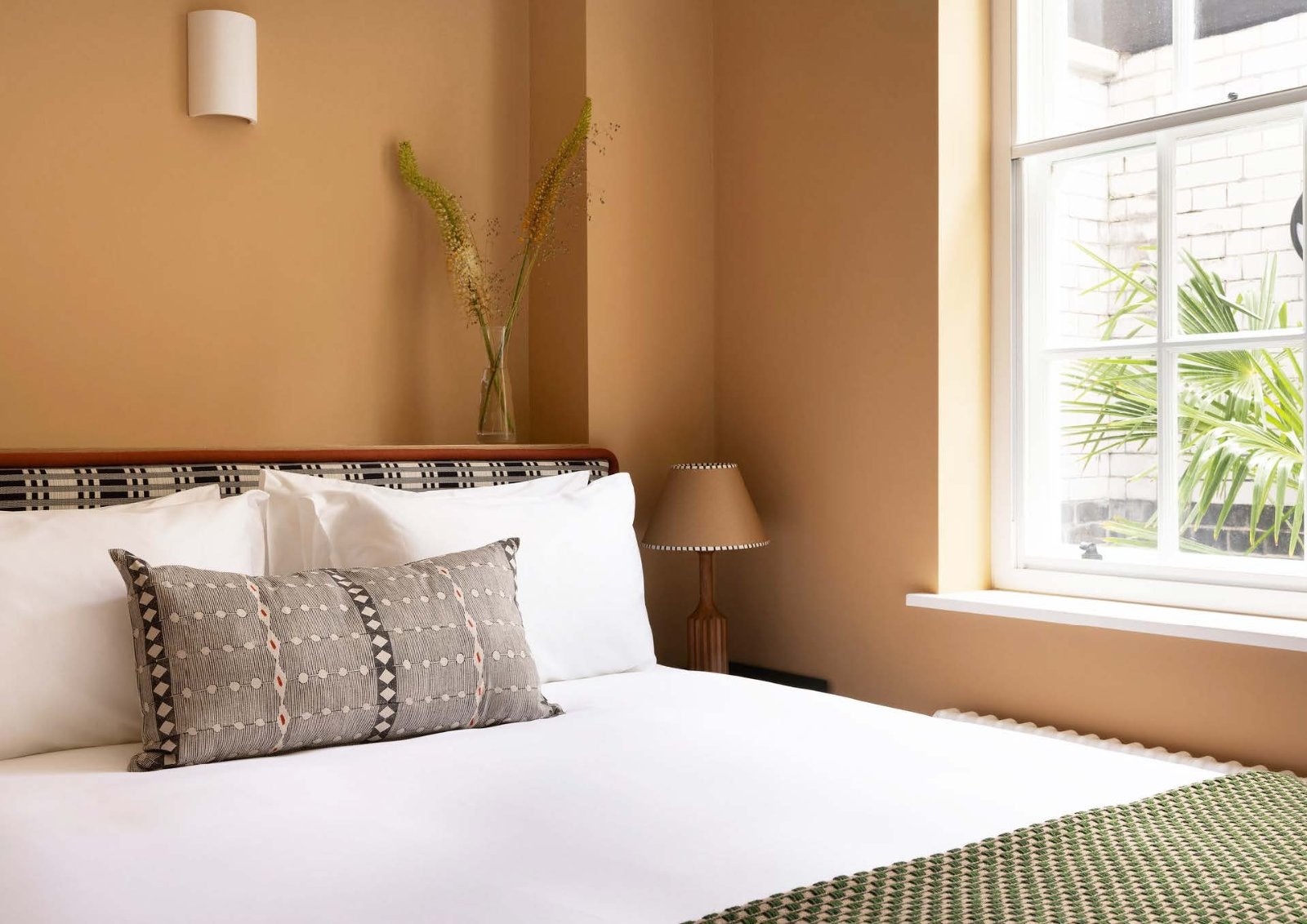 Flat Harley Street in London