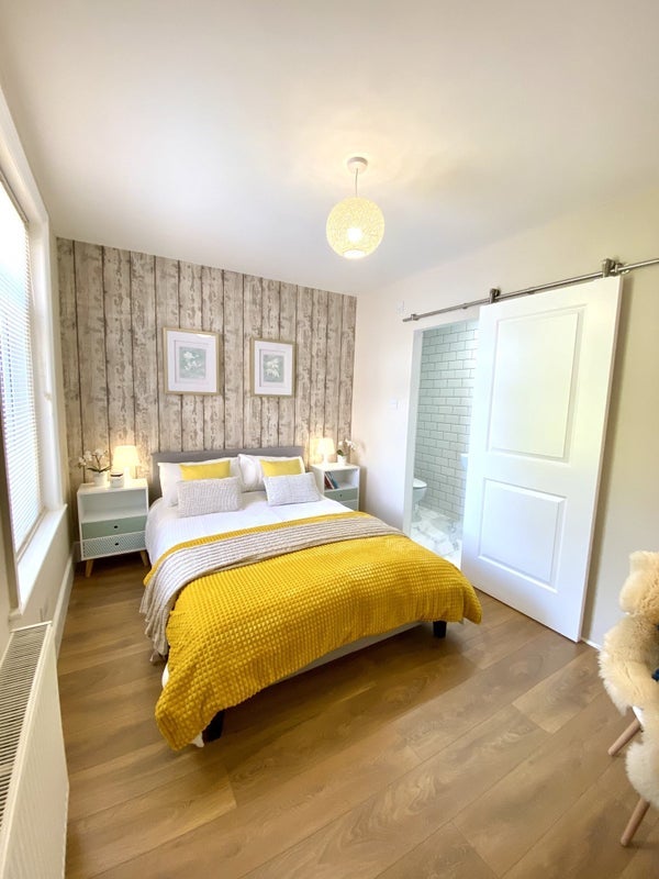 Room Hankinson Road in Bournemouth
