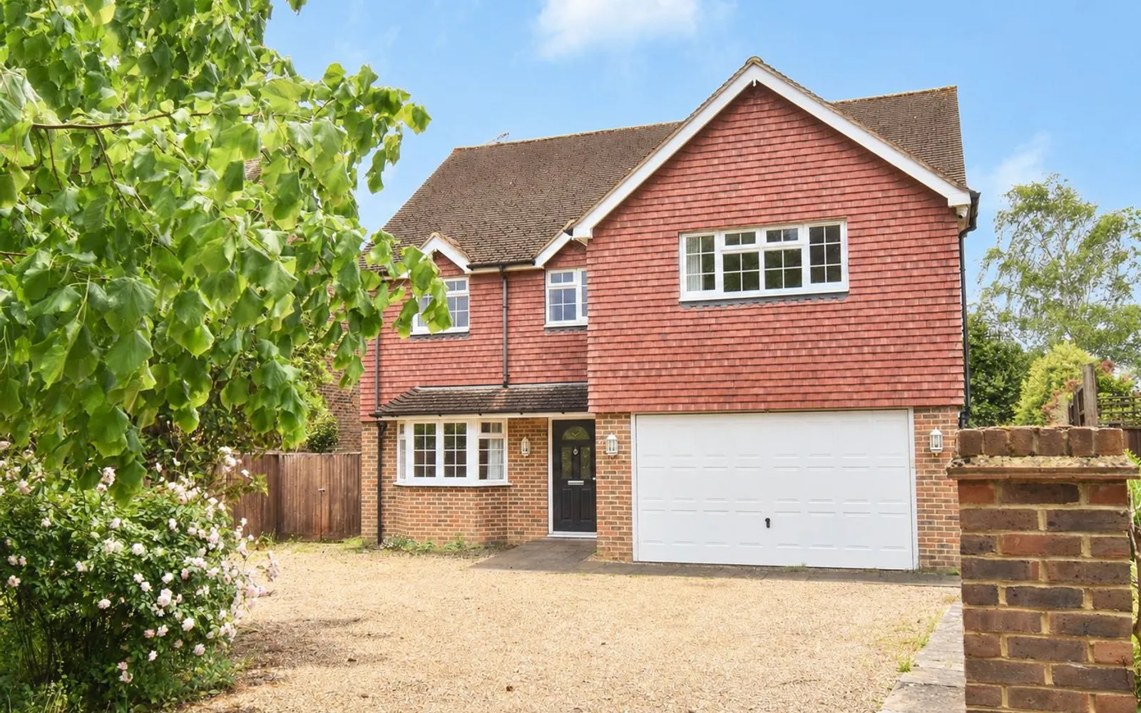 House Midway in Elmbridge