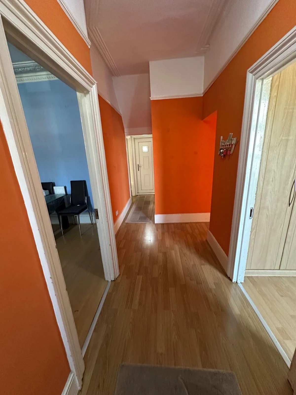 Flat Mildmay Road in Greater London