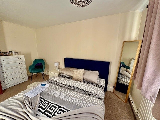 House Widgeon Close in Gosport