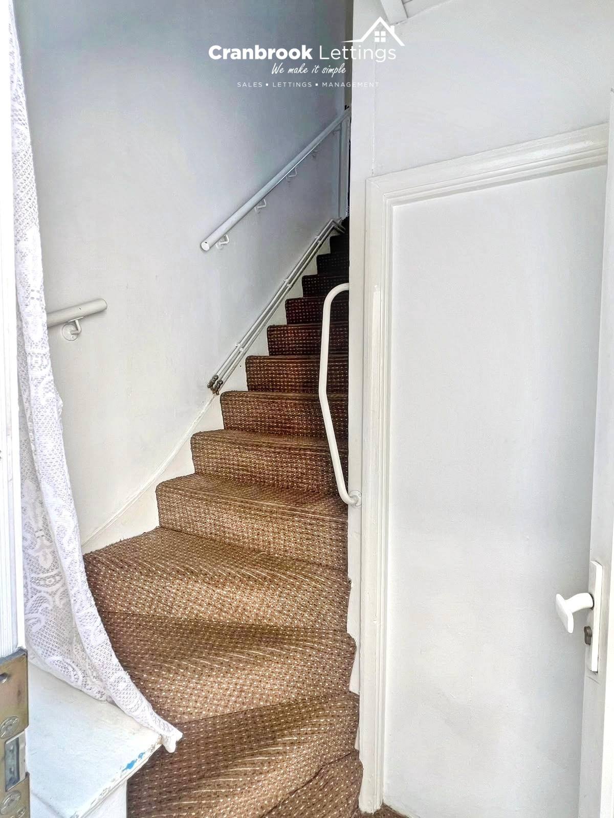 Flat Gaysham Avenue in London