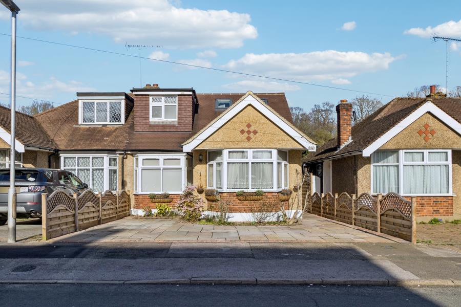 House Links Way in Three Rivers