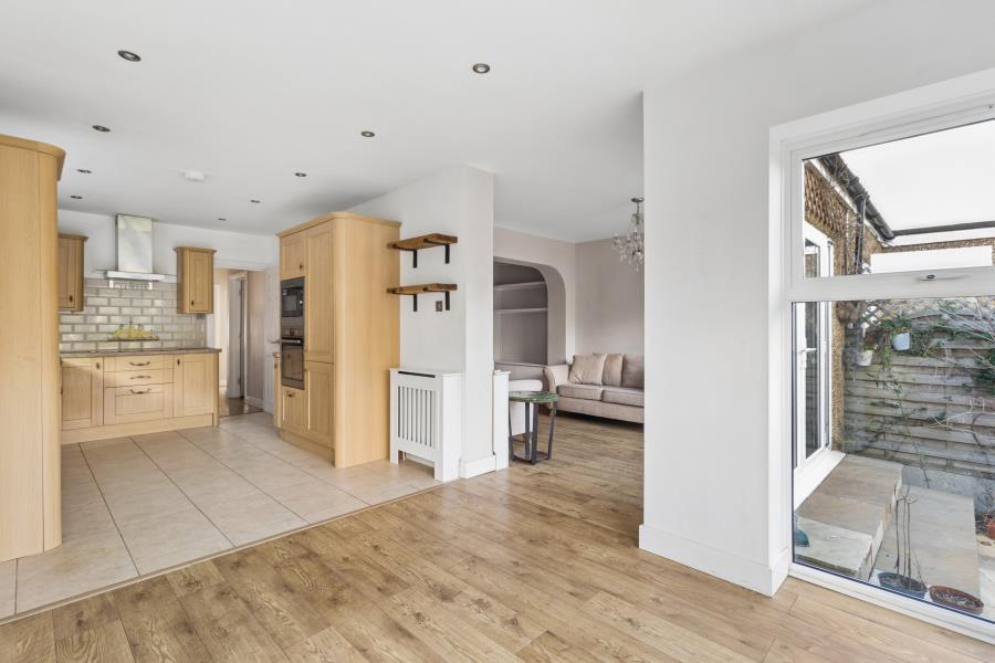 House Links Way in Three Rivers