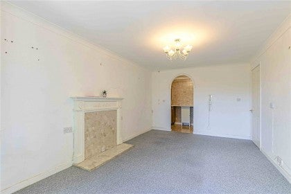 Flat Elstree Road in Hertsmere