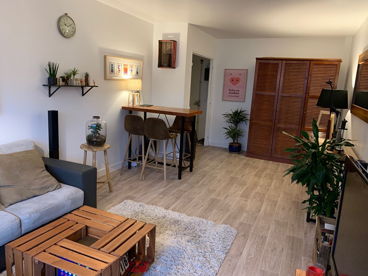 Flat Rue Jacques Hillairet in Paris