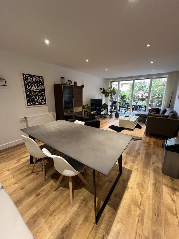 Room Pamela Street in Greater London