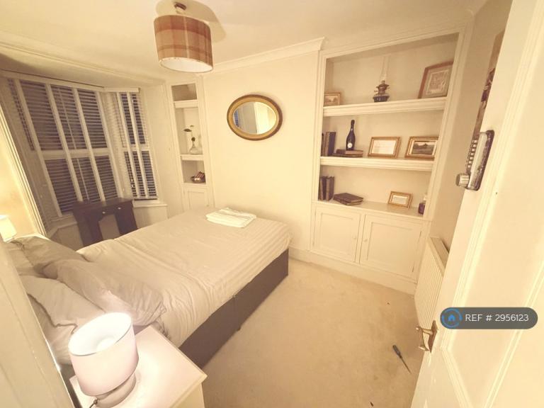 Room Gray's Inn Road in Aberystwyth