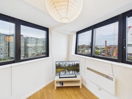 Flat William Jessop Way in Liverpool