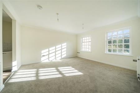 Flat Britwell Drive in Dacorum