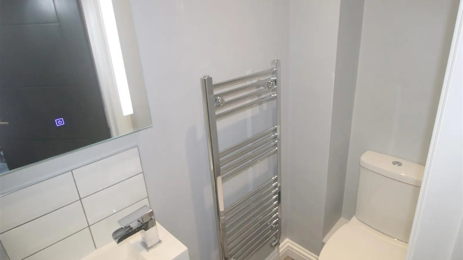 Room Gordon Road in Worthing