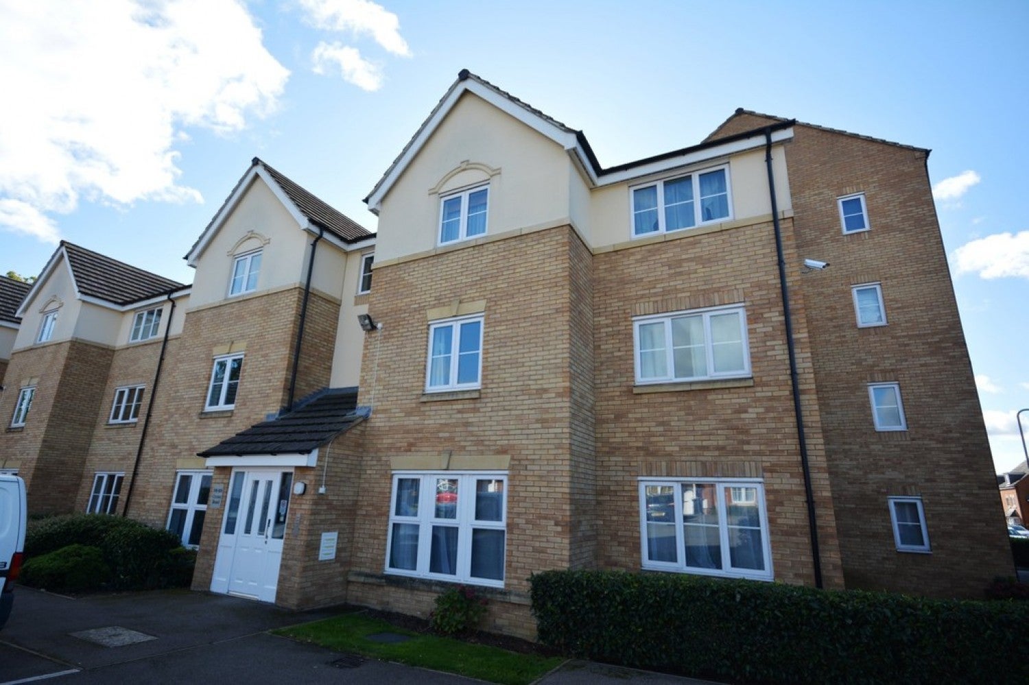 Flat Crowe Road in Bedford