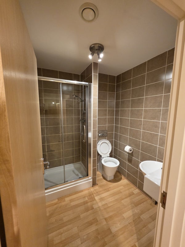 Room Barrland Street in Glasgow