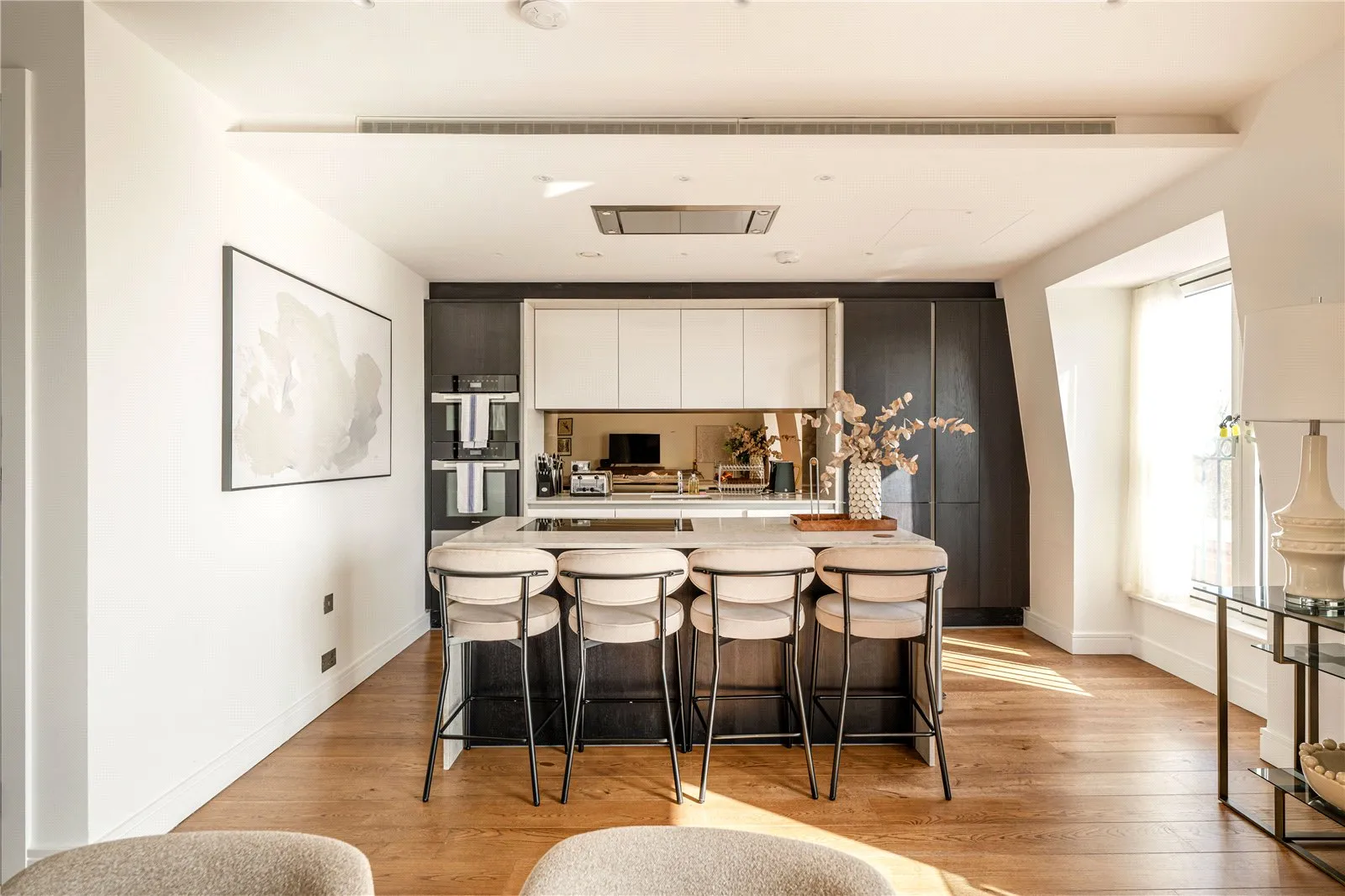 Flat Bayswater Road in Greater London