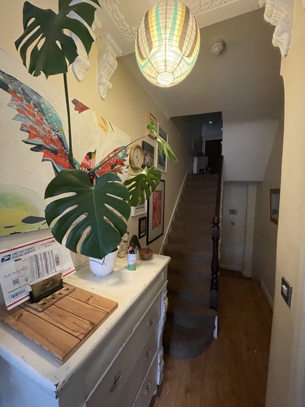 Room Ossian Road in Greater London