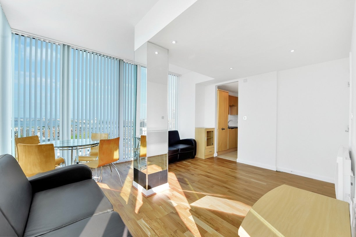 Flat Greens End in Greater London