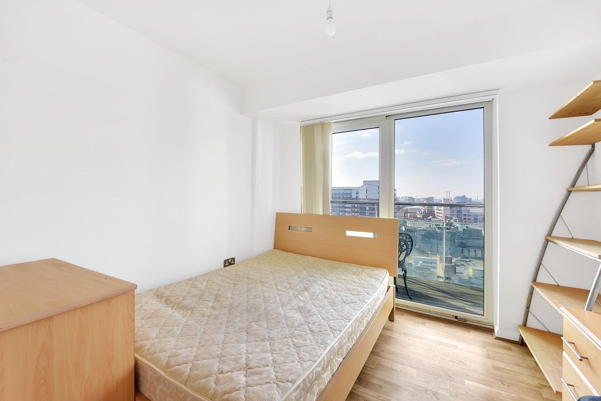 Flat Greens End in Greater London