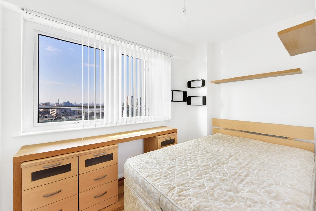 Flat Greens End in Greater London