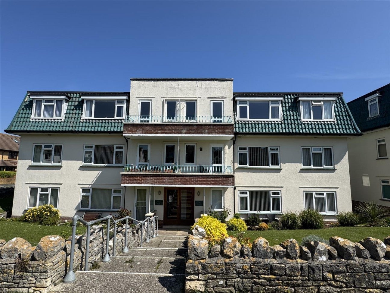Flat Gannetts Park in Swanage