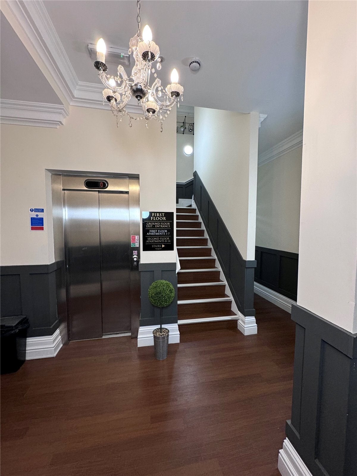 Flat Westgate in Kirklees