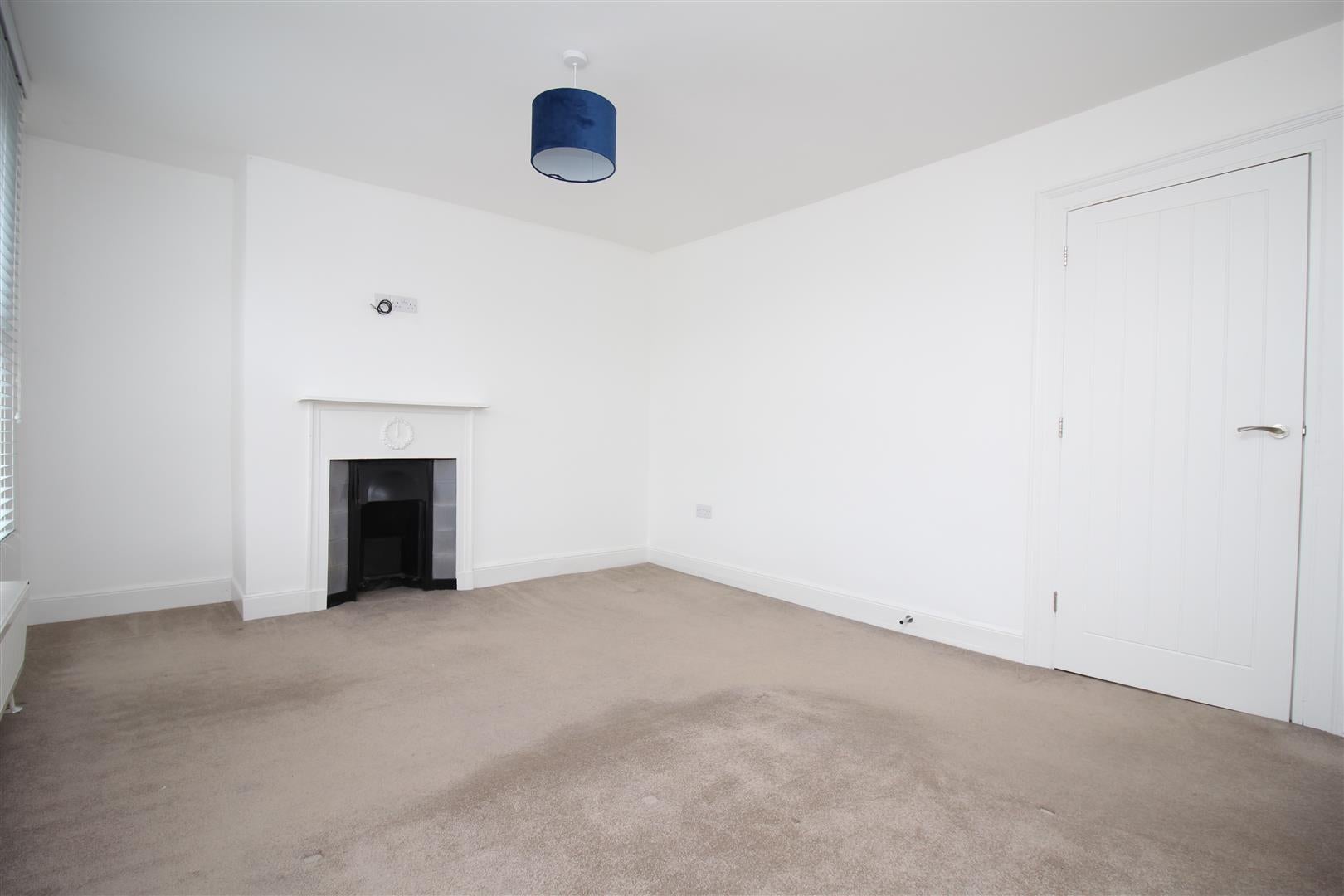 Flat Windmill Street in Gravesham