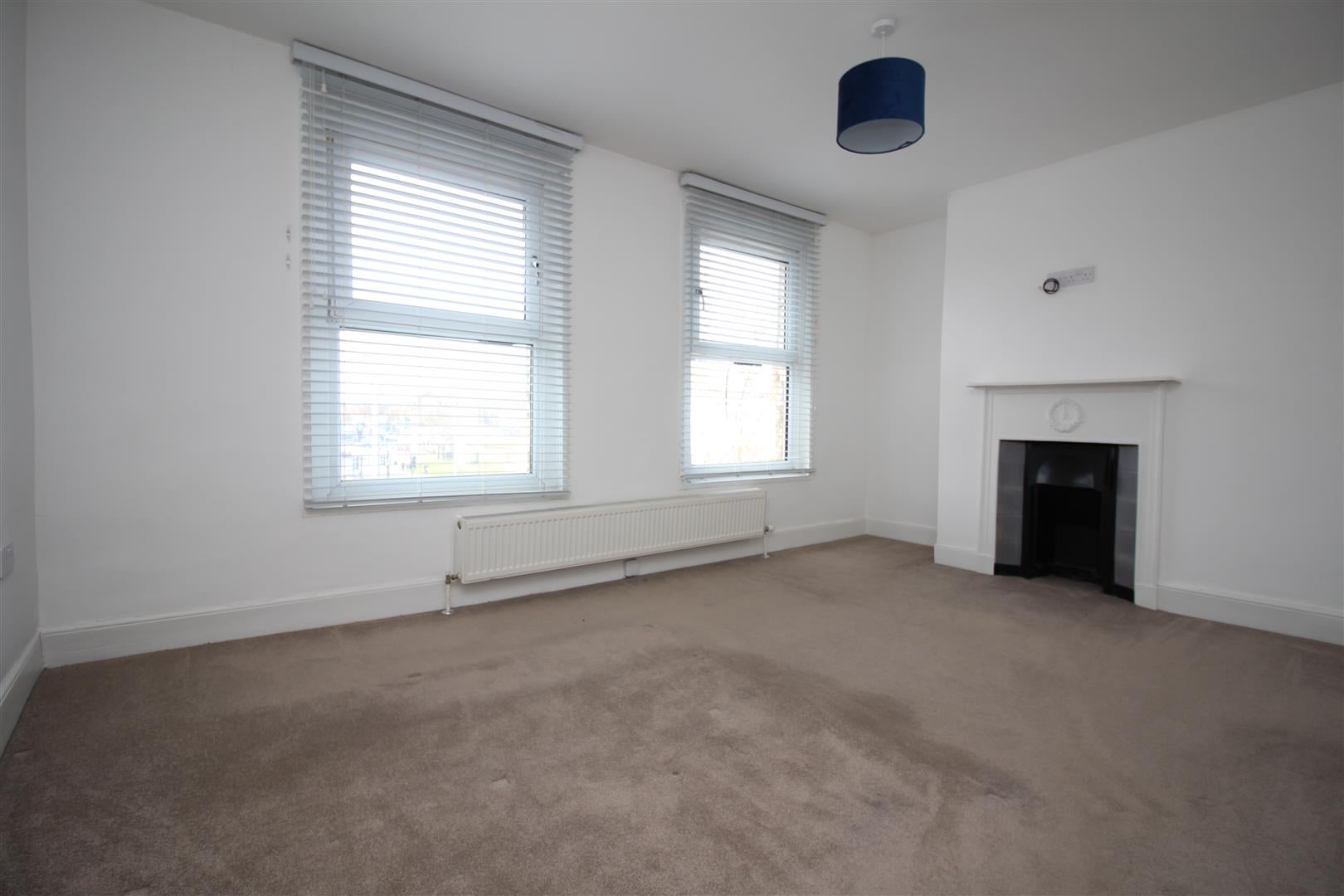 Flat Windmill Street in Gravesham