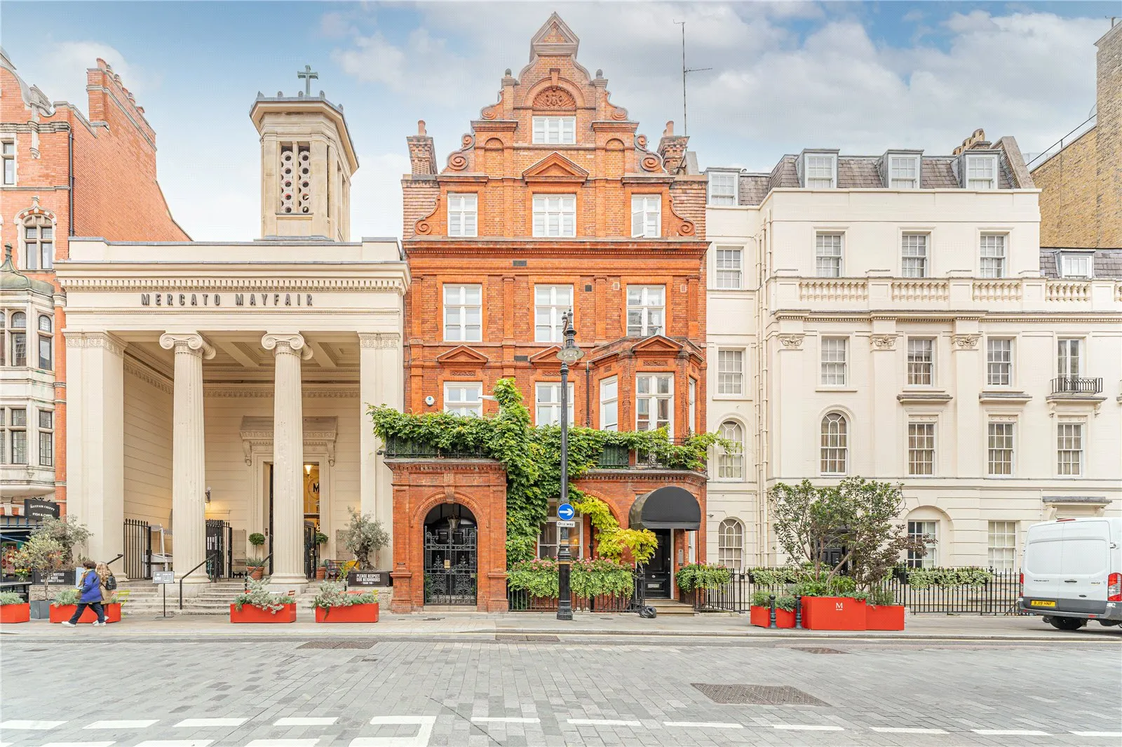 House North Audley Street in City of Westminster
