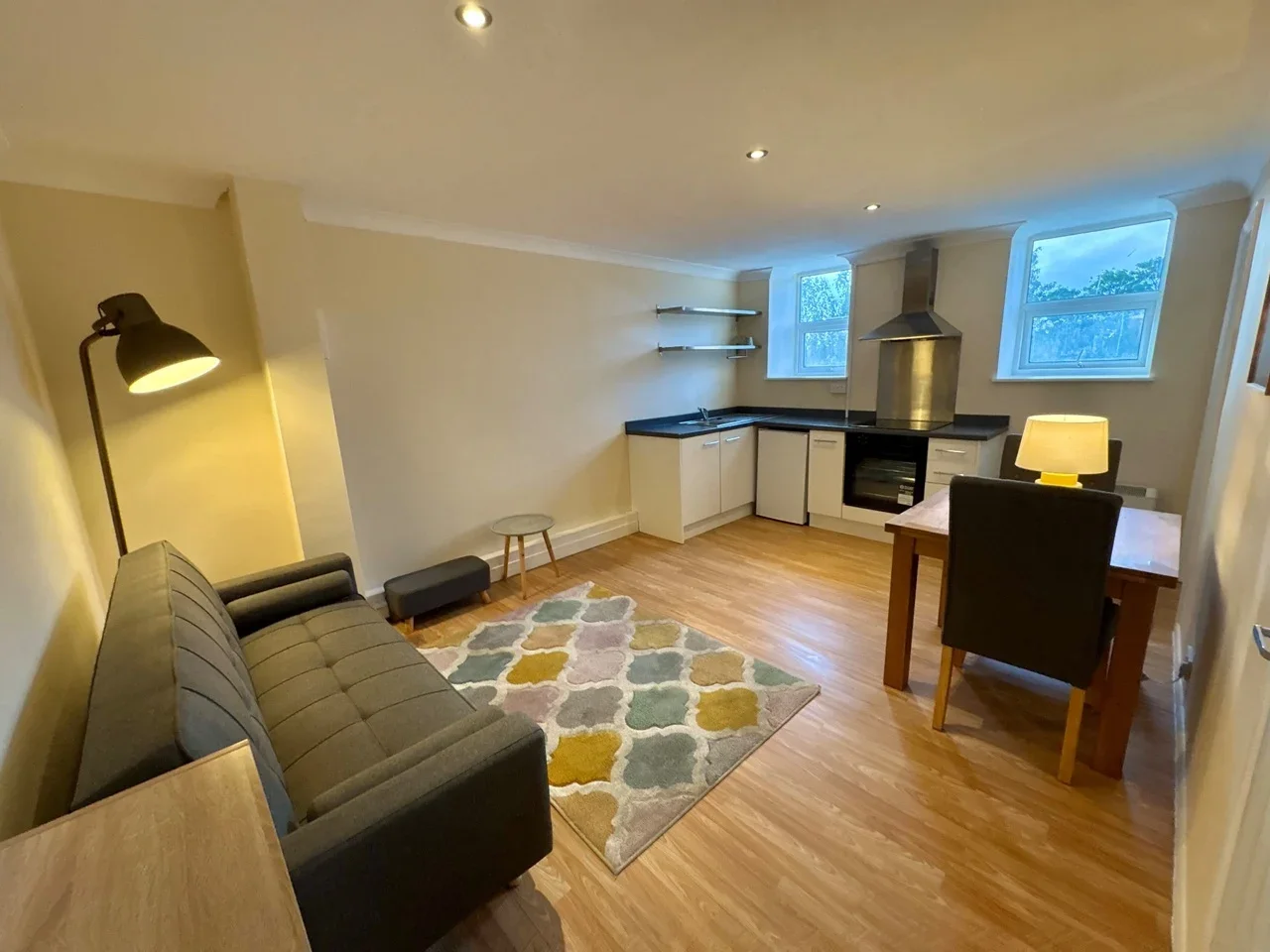 Flat Sydenham Road in Greater London