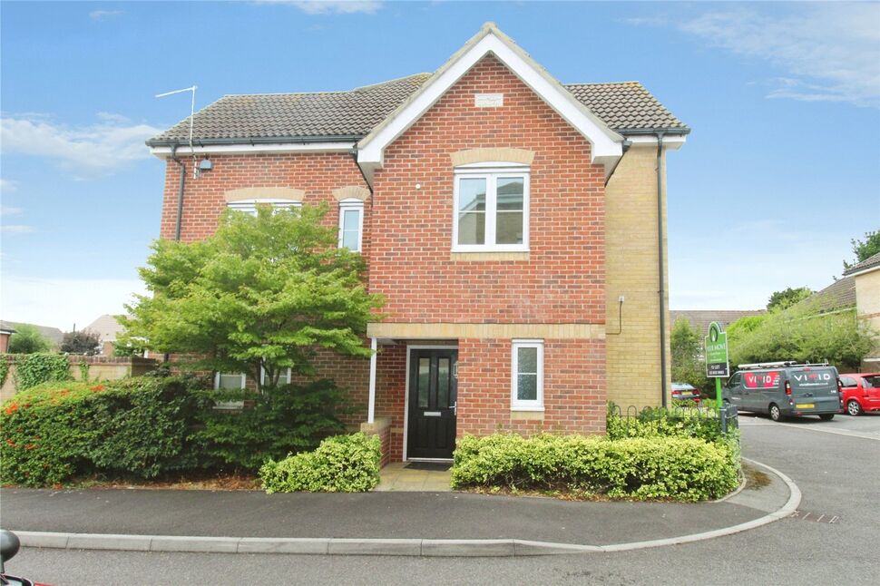 Flat Grevillea Avenue in Fareham