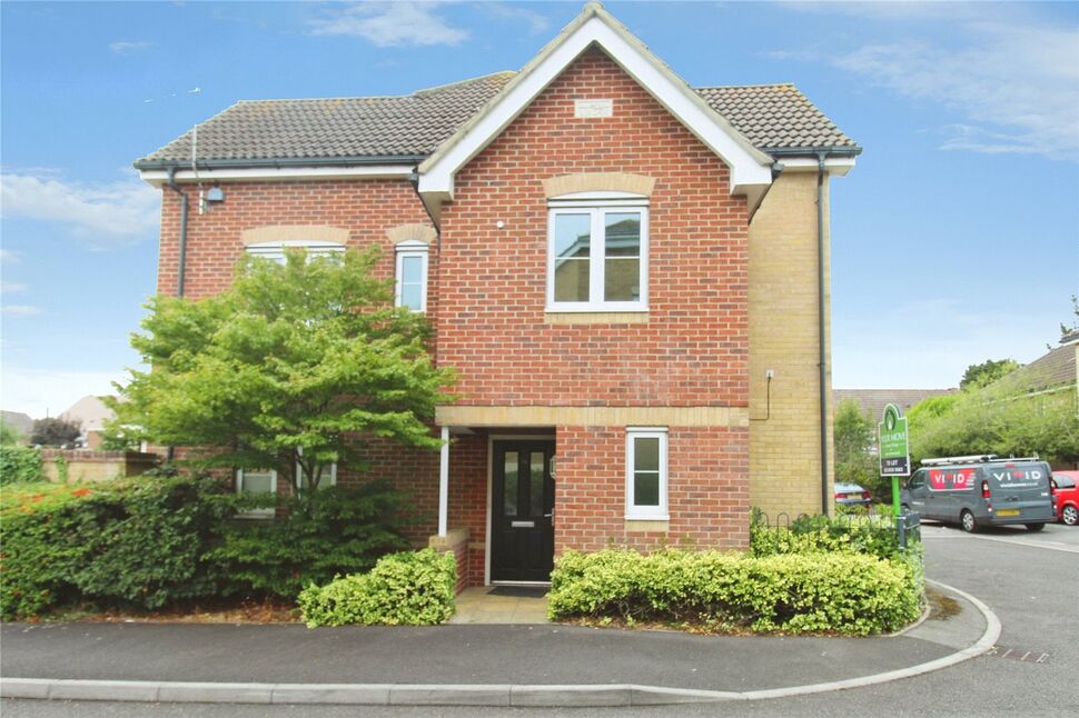 Flat Grevillea Avenue in Fareham