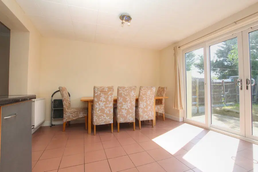 House Honeypot Lane in Greater London