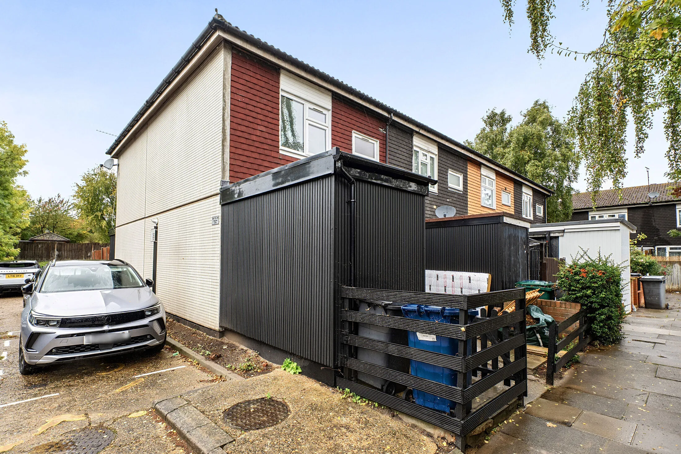 House Meadow Close in London
