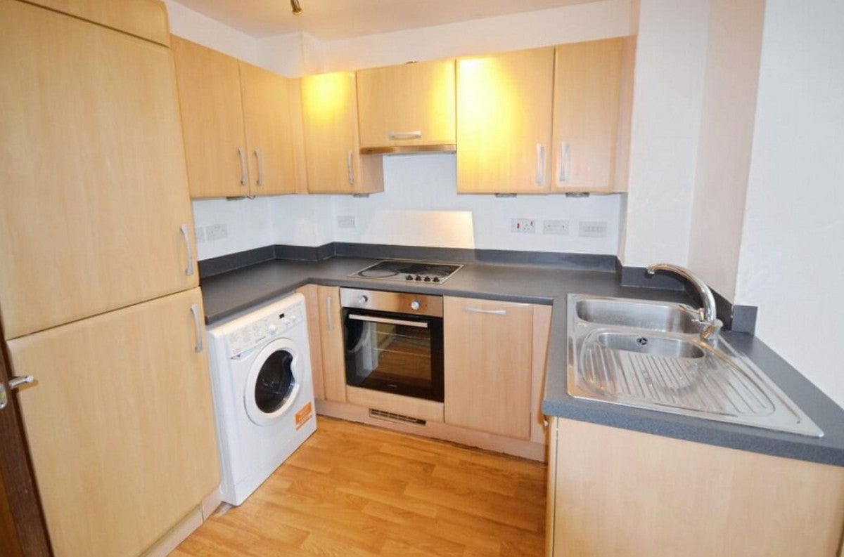 House Lauriston Road in Greater London