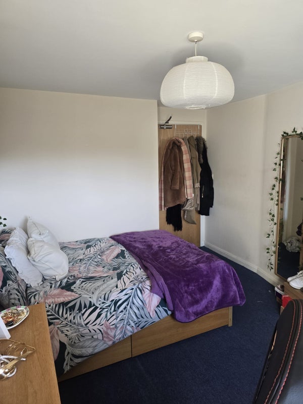 Room Hornsey Street in Greater London