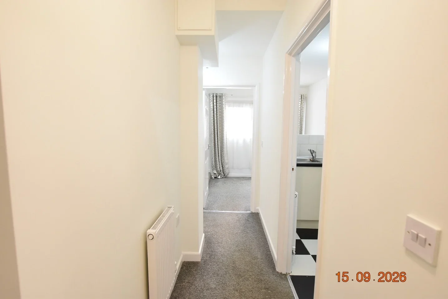 Flat Crescent Road in Luton