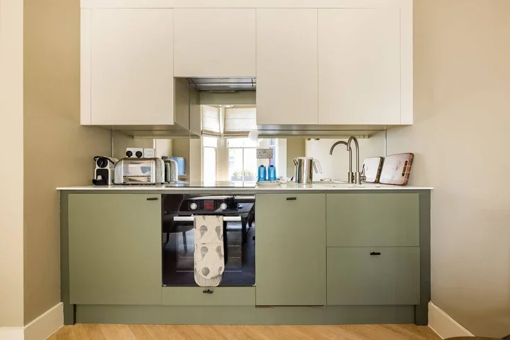 Flat Lancaster Road in Greater London