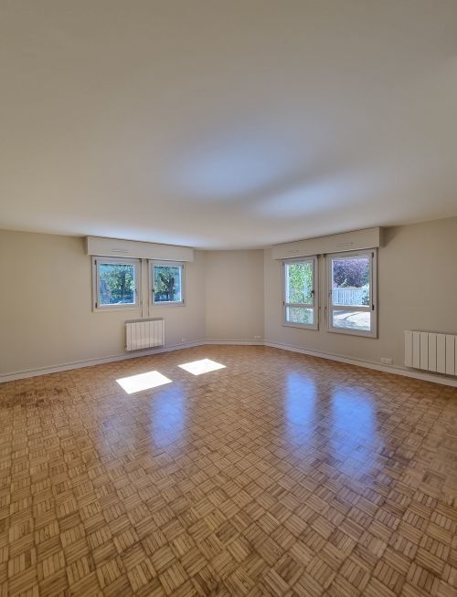 Appartement Rue Pierre Clostermann à Le Chesnay-Rocquencourt