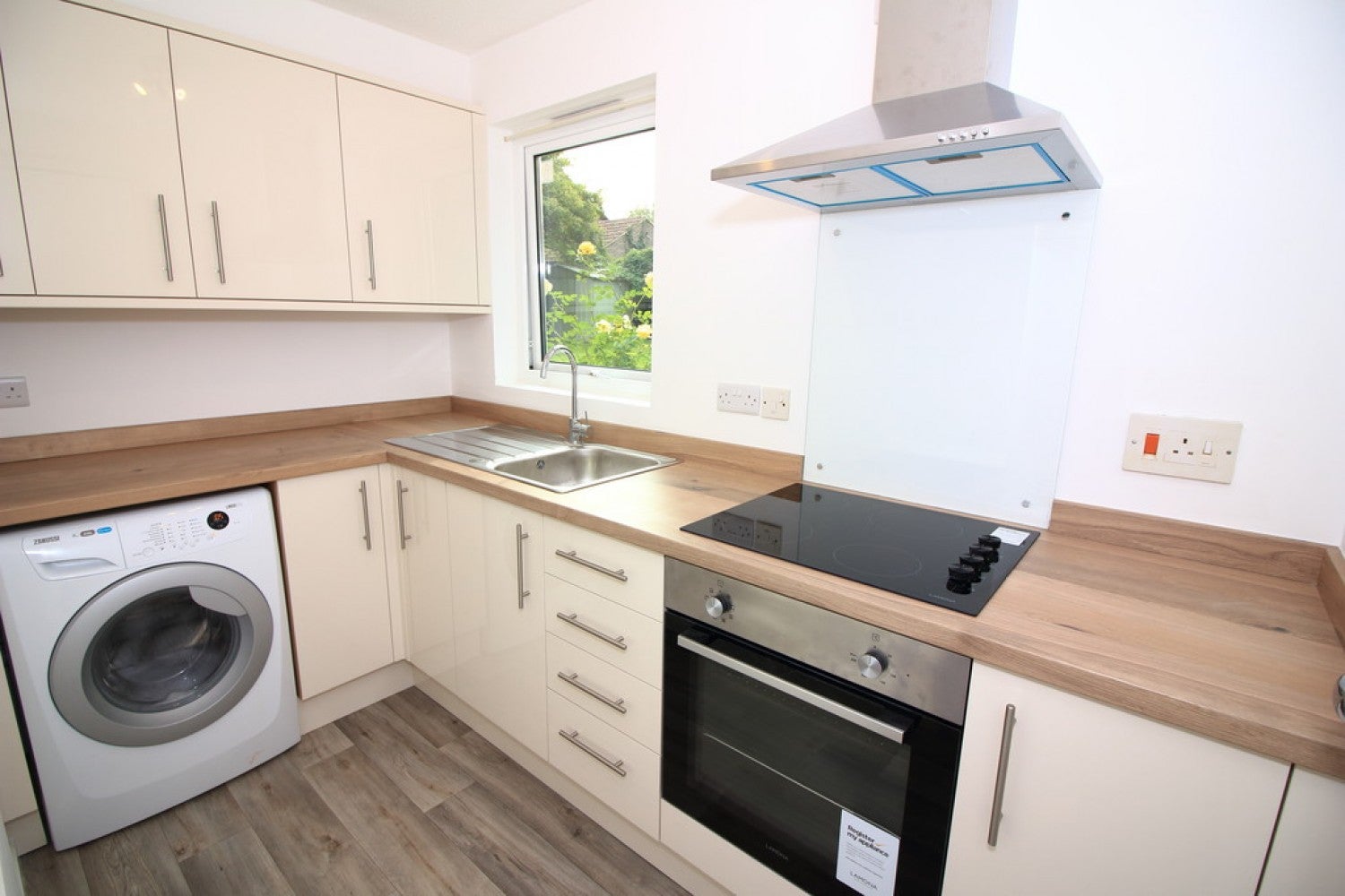 Flat Bankhill Drive in New Forest