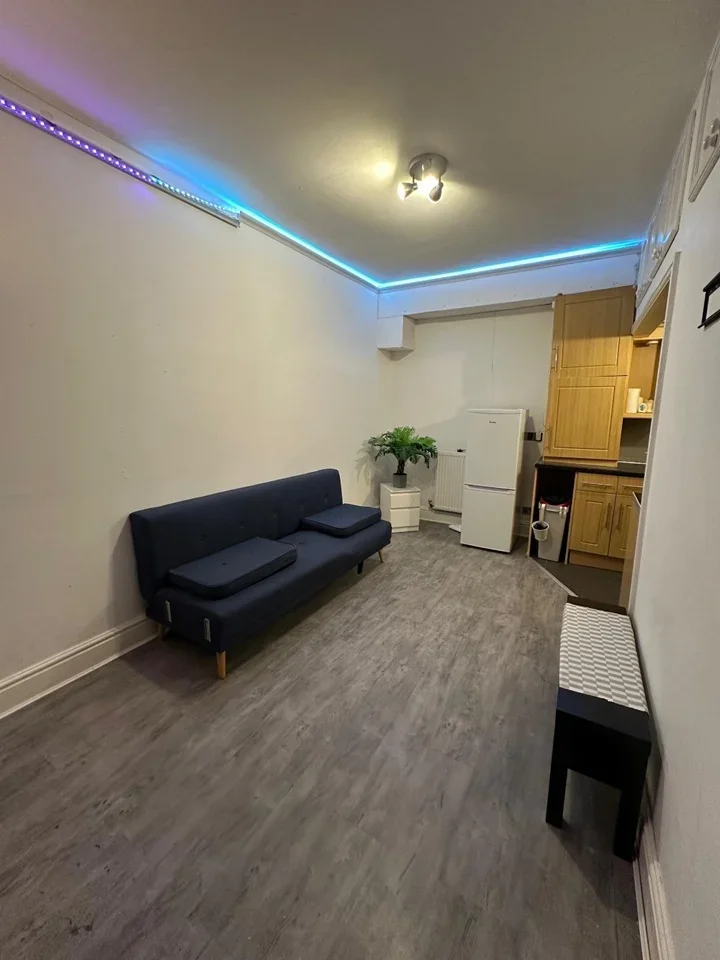 Flat Withington Road in Manchester