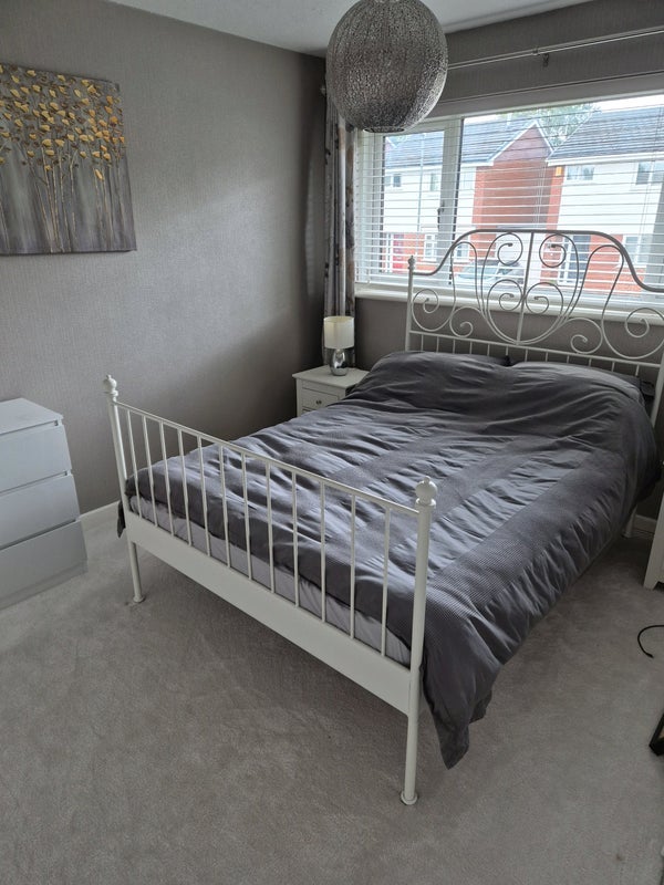 Room Ambleside Close in Runcorn