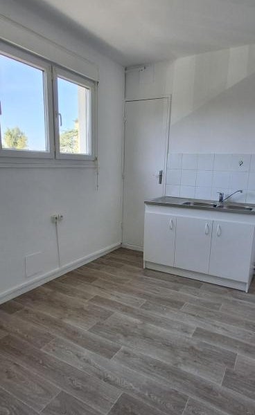 Flat Rue Georges Bizet in Bourgoin-Jallieu