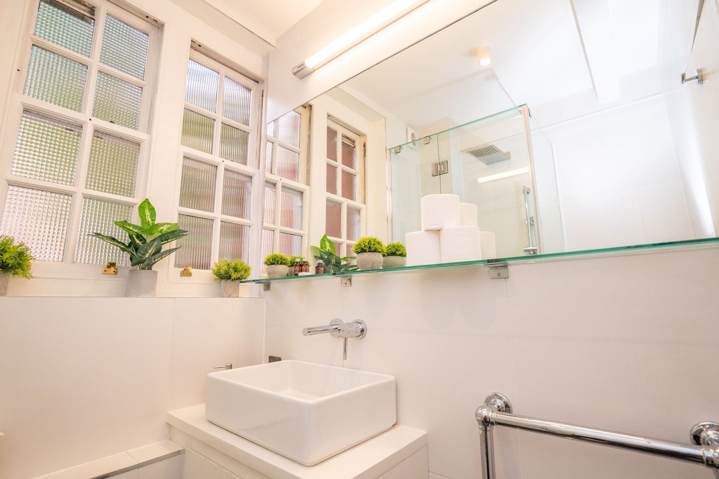 Flat Camlet Street in Greater London