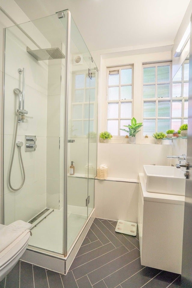 Flat Camlet Street in Greater London